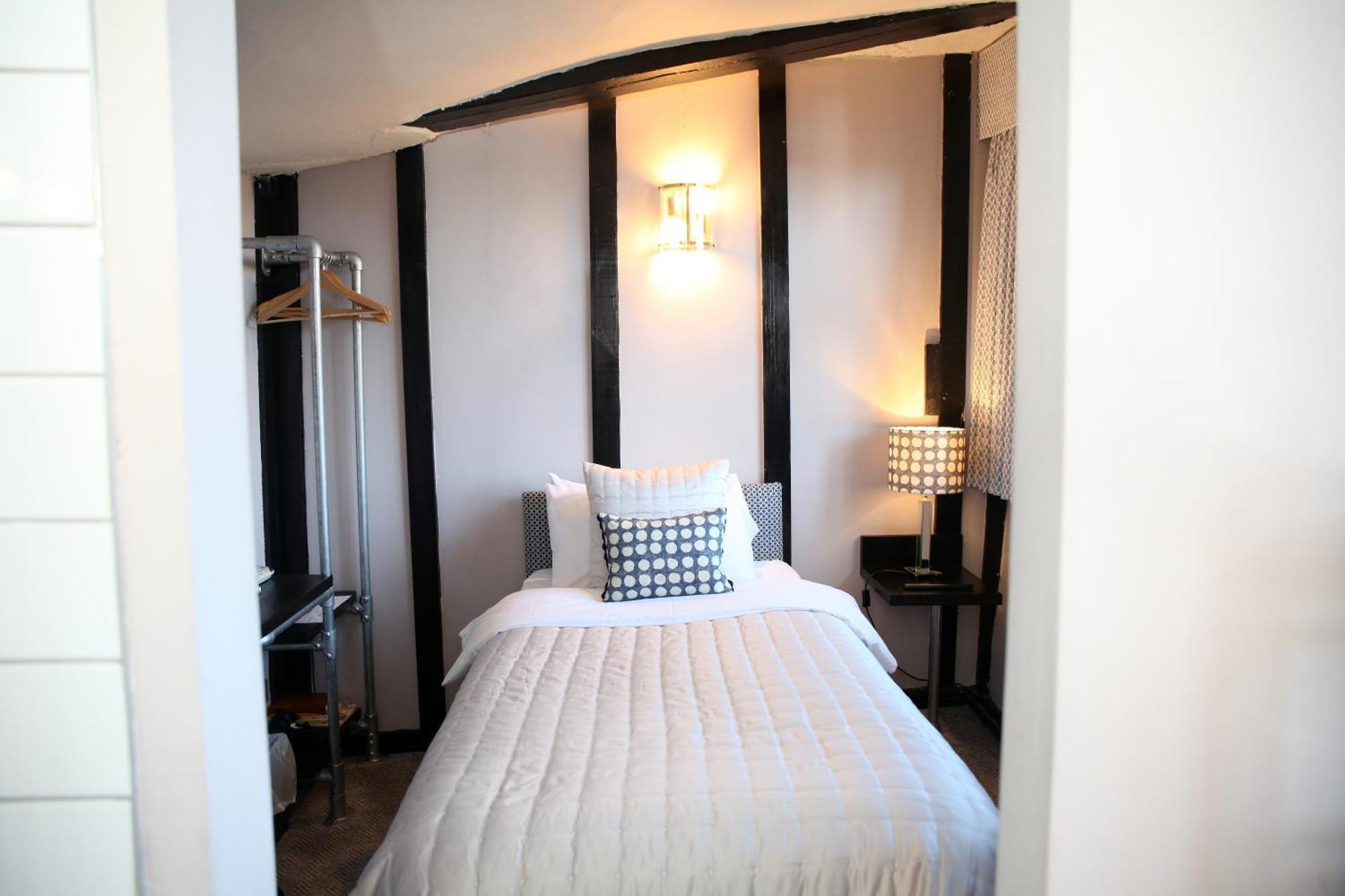 Crown Hotel Nantwich Bagian luar foto