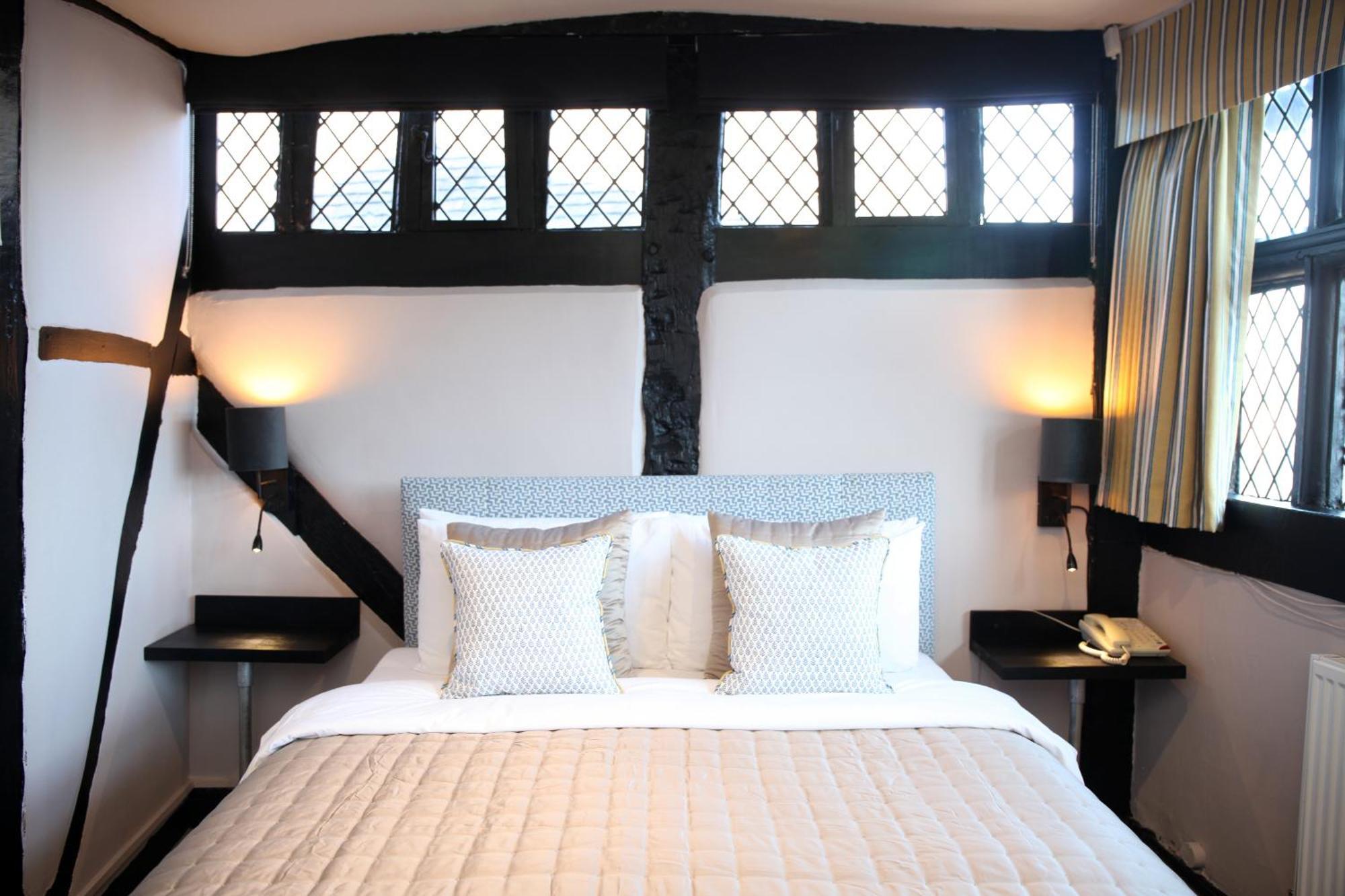 Crown Hotel Nantwich Bagian luar foto