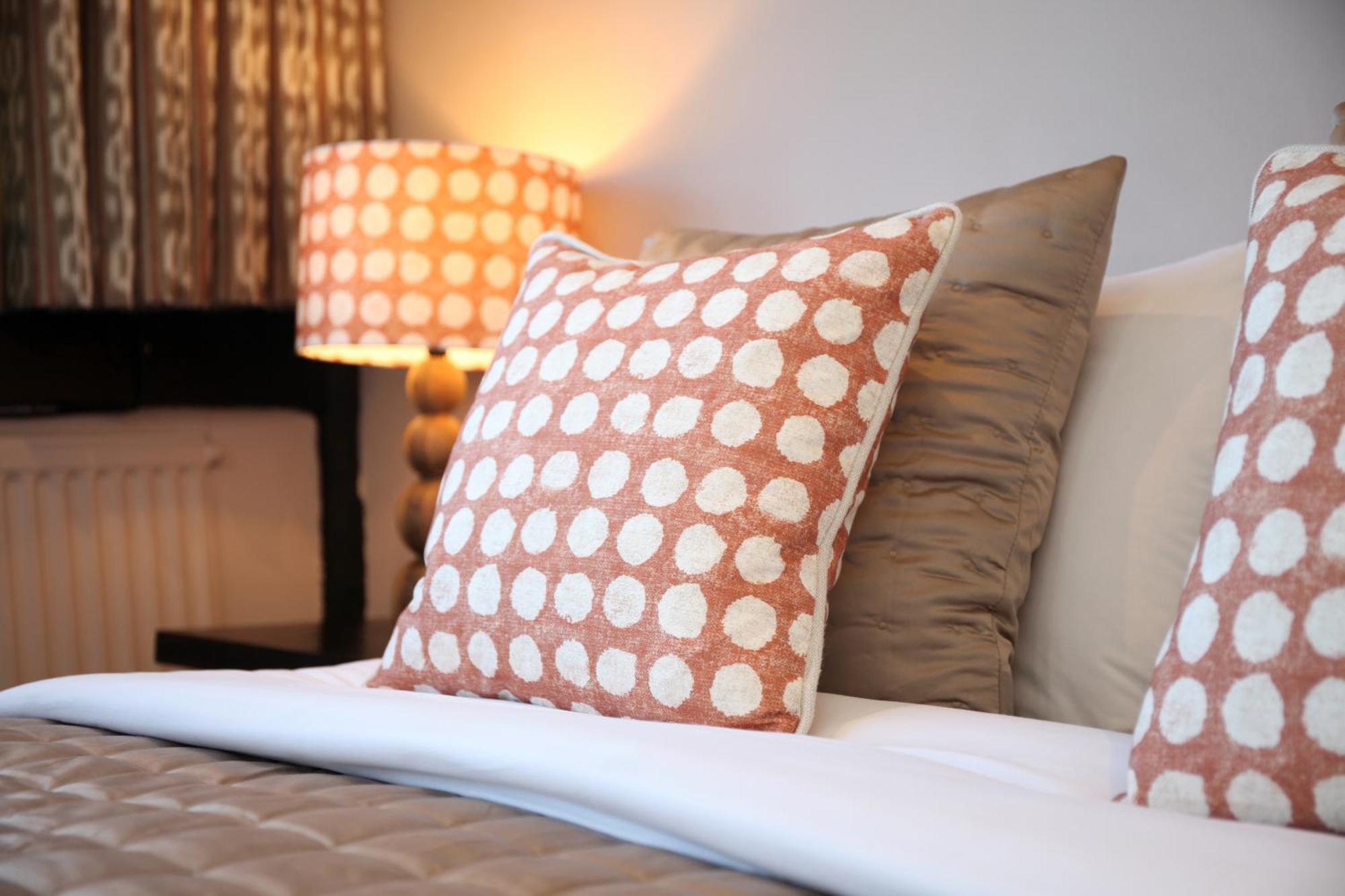 Crown Hotel Nantwich Bagian luar foto
