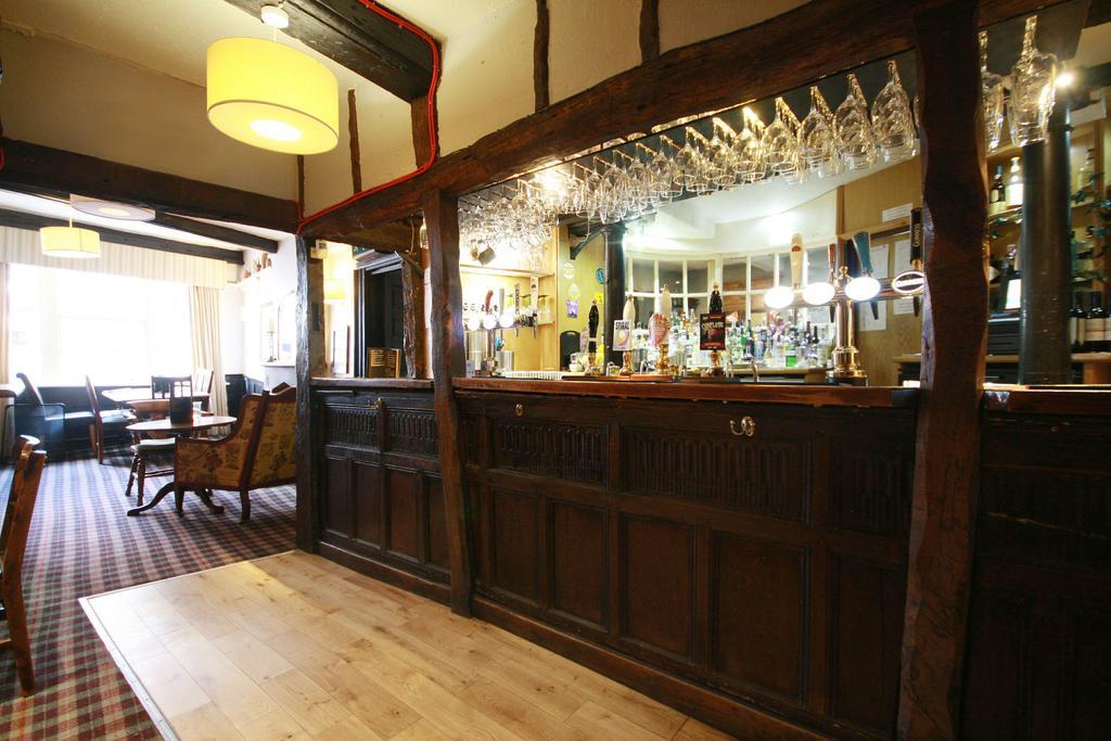 Crown Hotel Nantwich Bagian luar foto