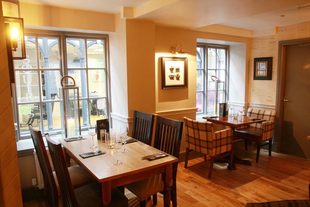 Crown Hotel Nantwich Bagian luar foto